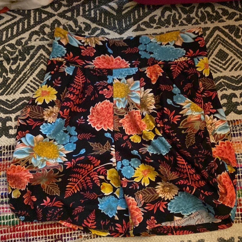 womens shorts